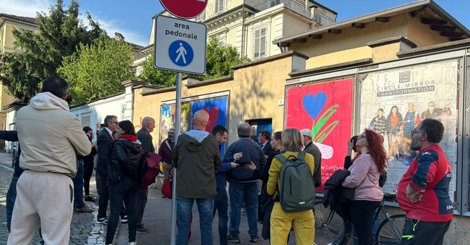 Il sopralluogo della Circoscrizione 5 in via Giachino