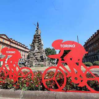 La Vuelta arriva a Torino con la presentazione dei ciclisti in centro: come cambia la viabilità