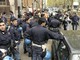 La Polizia sgombera l'immobile di via Frejus occupato dagli esponenti del centro sociale Gabrio