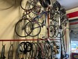 Salvatore La Terra chiude la storica ciclofficina dopo 39 anni Salvatore La Terra chiude la storica ciclofficina dopo 39 anni