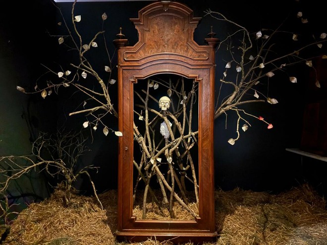 “Scarecrow” in corso Lanza