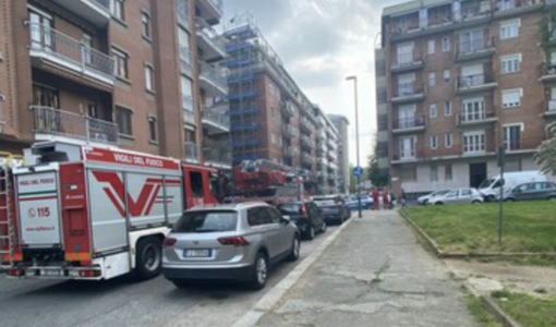 Santa Rita, è sceso l'uomo che minacciava di lanciarsi dal tetto da due giorni