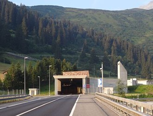 Lavori di manutenzione sulla statale 26 “della Valle d’Aosta” a San Bernardo d’Ivrea