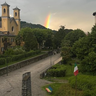 Nei giorni scorsi è toccato alla panchina per la pace: nuova ondata di atti vandalici a Torre Pellice