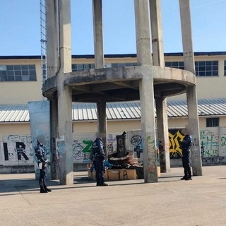 L'intervento della polizia locale al Peccei