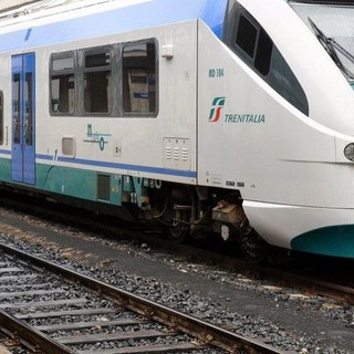 Uomo travolto e ucciso da un treno a Villastellone: morto