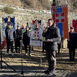 La commemorazione della strage nazista a Traves
