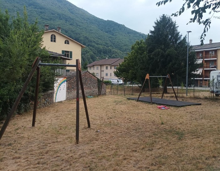 Il parco giochi spoglio di Sanciò