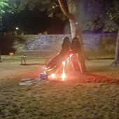 Dalle urla alle fiamme: notte di fuoco al parco delle betulle di Torre Pellice Dalle urla alle fiamme: notte di fuoco al parco delle betulle di Torre Pellice