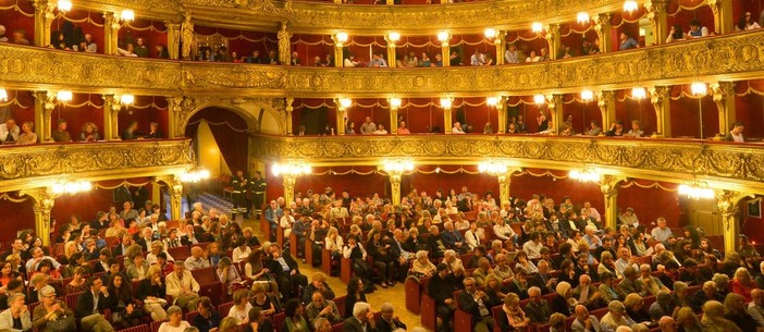 Giornata mondiale del Teatro, tutte le iniziative dello Stabile: dalla proiezione Rai alle &quot;porte aperte&quot; delle Limone