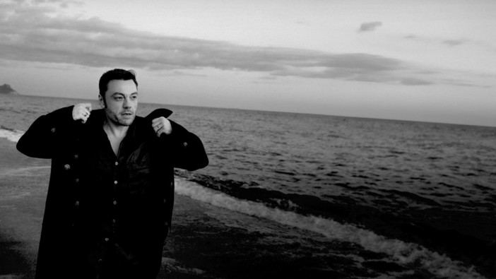 Il ritorno di Tiziano Ferro a Torino: "Le mie canzoni sono entrate nel sangue di chi mi segue" Il ritorno di Tiziano Ferro a Torino: "Le mie canzoni sono entrate nel sangue di chi mi segue"