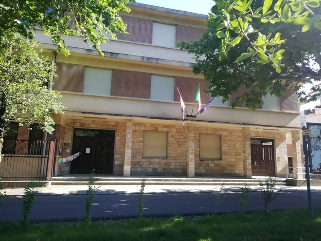 Una zecca in aula: chiusa per due giorni la scuola dell’infanzia di Torre Pellice