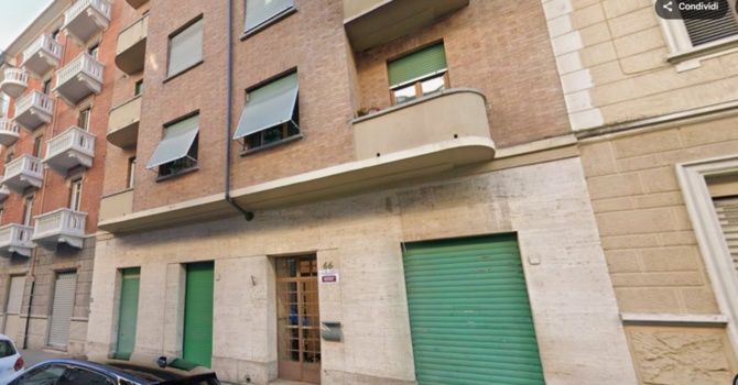 Il condominio di via Domodossola dove si è consumata la tragedia