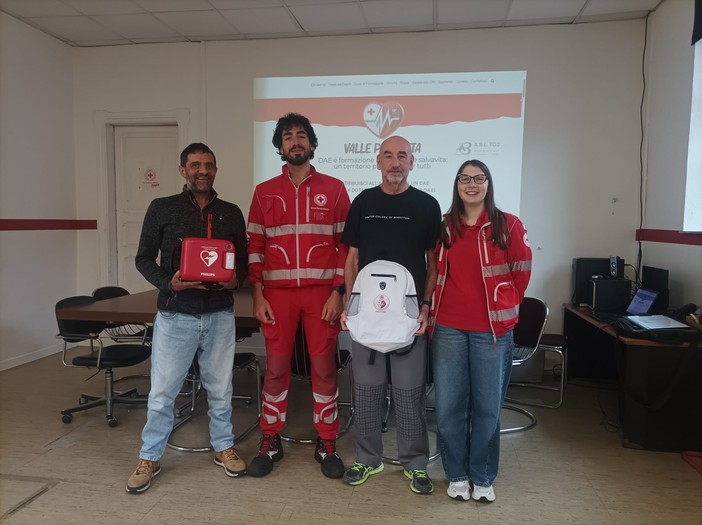 Defibrillatori nelle borgate: la Val Pellice prova a battere il tempo
