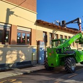 Tetto in sicurezza alle elementari di Torre Pellice: intervento lampo contro le infiltrazioni