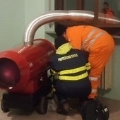 Rimarrà chiusa ancora domani la scuola elementare allagata di Torre Pellice