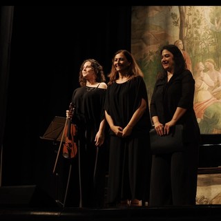 Laura Lanfranchi, Cecilia Bacci e Sara Musso sul palco