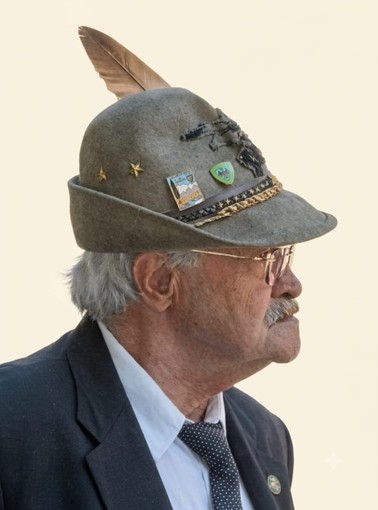 È morto De Michelis, per quasi vent’anni alla guida degli alpini di Torre Pellice