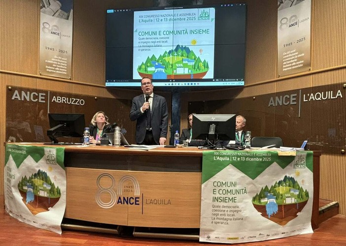 Marco Bussone confermato presidente nazionale di Uncem Marco Bussone confermato presidente nazionale di Uncem