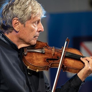 "Uto Ughi per i Giovani": 400 studenti al Carignano per la tappa torinese