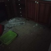 Si allaga l'alloggio popolare, intervengono i vigili del fuoco Si allaga l'alloggio popolare, intervengono i vigili del fuoco