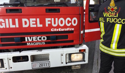 Crolla il soffitto nella cameretta del social housing: bambino in ospedale per lo shock Crolla il soffitto nella cameretta del social housing: bambino in ospedale per lo shock