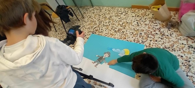 A scuola di cinema muto da Charlie Chaplin: il progetto nelle classi di Villarbasse