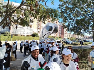 Volontari Torino Spazio Pubblico e McDonald’s puliscono parco Peccei Volontari Torino Spazio Pubblico e McDonald’s puliscono parco Peccei