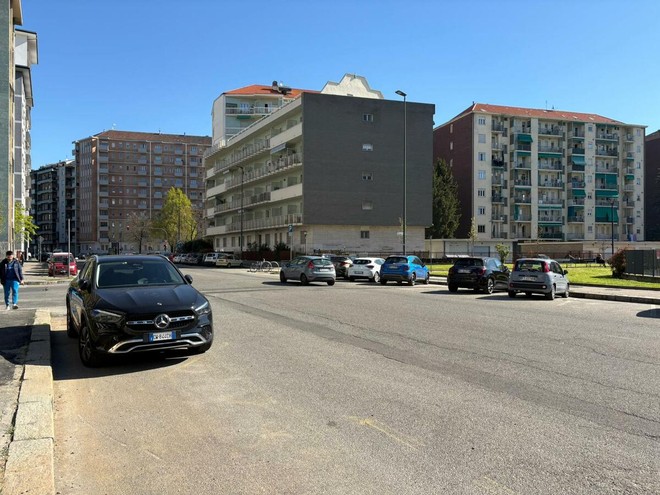 Dalla banchina ai nuovi parcheggi: un piano contro le alte velocità in via Sanremo Dalla banchina ai nuovi parcheggi: un piano contro le alte velocità in via Sanremo