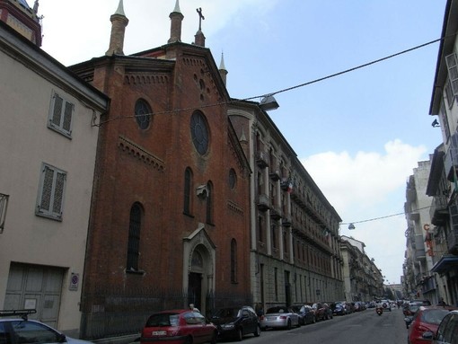 Via San Donato, mozione per la sicurezza davanti alla scuola Faà di Bruno Via San Donato, mozione per la sicurezza davanti alla scuola Faà di Bruno