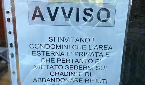 Polemica in via Ponderano per gli schiamazzi serali