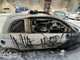 L'auto bruciata in via Lodi