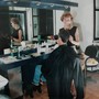 Franca Alciato nel suo negozio