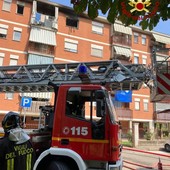 Alloggio in fiamme a San Mauro: due persone ustionate