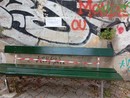 Le donne di Vanchiglia verniciano le panchine lungo il Po: “Segnale contro gli atti vandalici” Le donne di Vanchiglia verniciano le panchine lungo il Po: “Segnale contro gli atti vandalici”