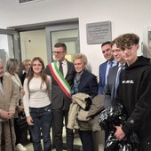 La targa dopo lo svelamento