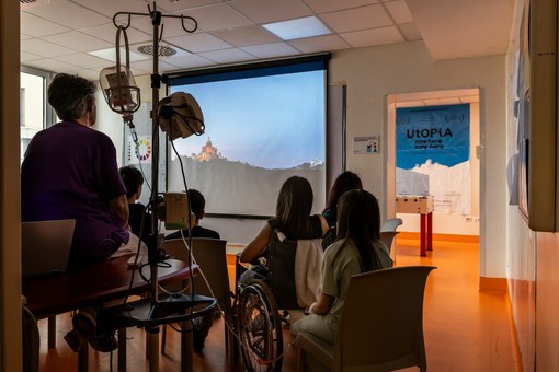 Un cinema di reparto apre nella Neuropsichiatria infantile dell’ospedale Regina Margherita