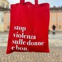 Uffici del Turismo in rosso per dire “No alla violenza sulle donne”