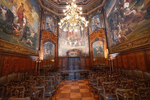 Due aperture straordinarie della Sala Gonin, il gioiello storico di Torino Porta Nuova