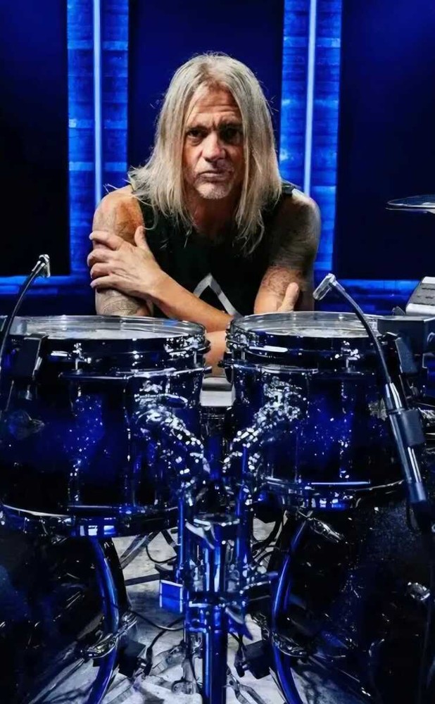 Will Hunt degli Evanescence torna a Torino in concerto al Q77 Vertigo