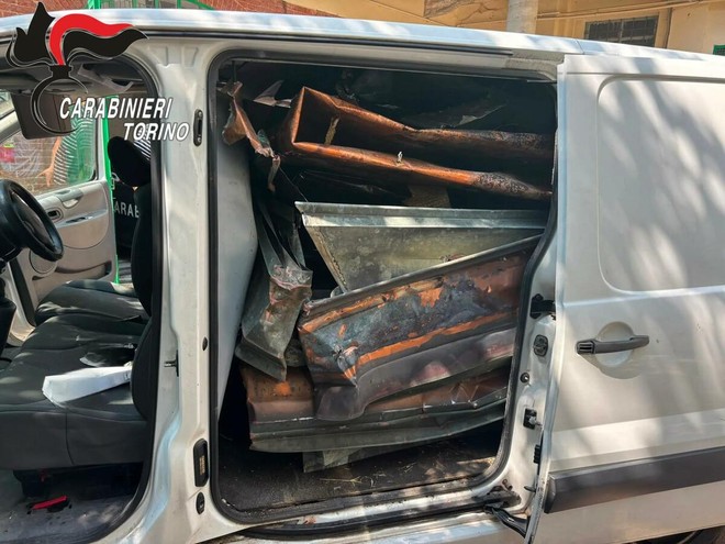 Furto di rame al cimitero di Racconigi: tre arresti a Carmagnola Furto di rame al cimitero di Racconigi: tre arresti a Carmagnola