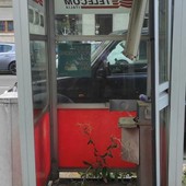 Cabine telefoniche addio in Circoscrizione 4, via a 13 rimozioni entro settembre