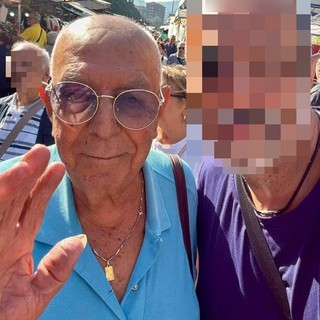 Incidente all’incrocio tra auto e scooter, morto un anziano di 89 anni