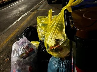 Rifiuti al centro del dibattito in Sala Rossa