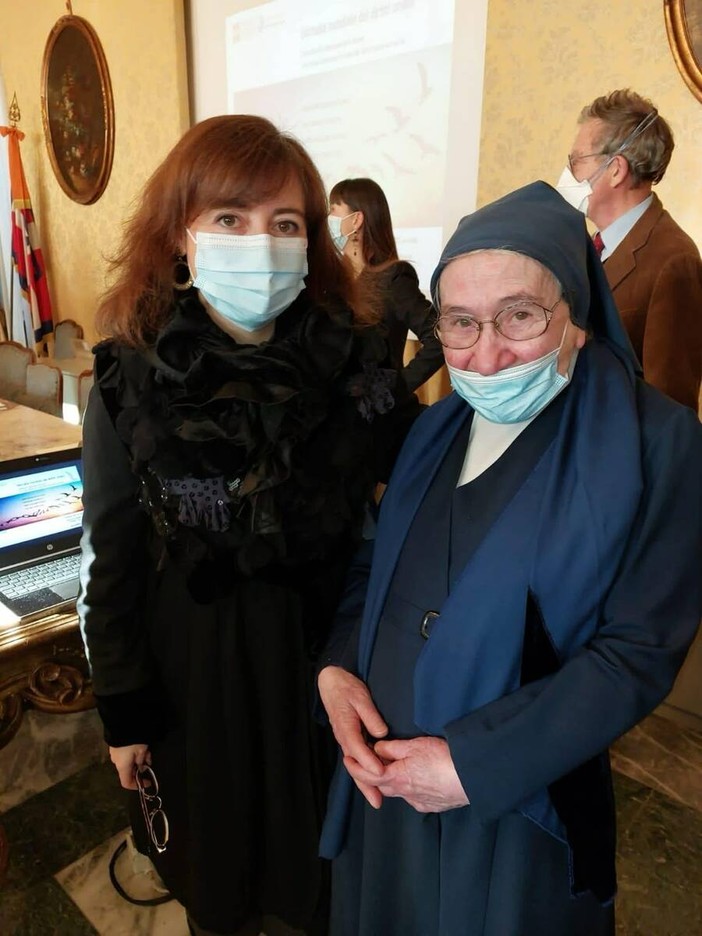 Scomparsa suor Angela Pozzoli, Canalis (Pd): "Ci lascia una grande donna impegnata a fianco delle vittime di violenza” Scomparsa suor Angela Pozzoli, Canalis (Pd): "Ci lascia una grande donna impegnata a fianco delle vittime di violenza”