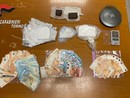 Marito e moglie spacciano droga al Lago Sirio: il blitz in casa dei Carabinieri Marito e moglie spacciano droga al Lago Sirio: il blitz in casa dei Carabinieri