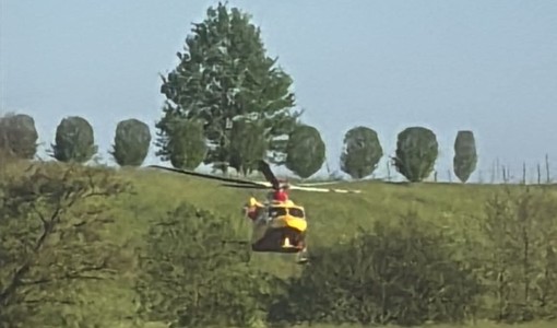 Incidente tra auto e moto a Bricherasio: grave un 23enne