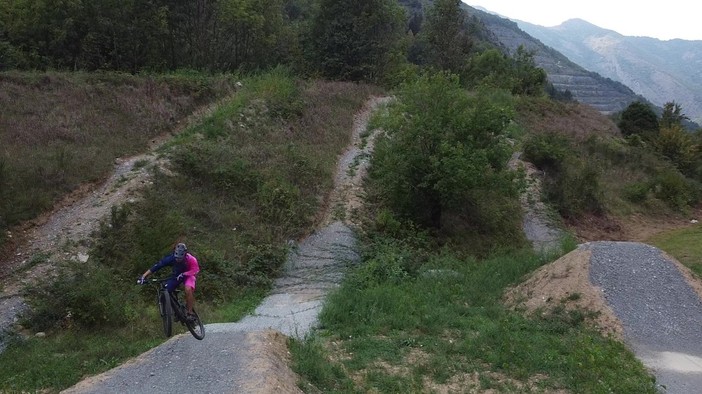 A Roaschia nel cuneese, l'ex cava diventa un Ride Center: sport, natura e nuove opportunità per la Valle Gesso A Roaschia nel cuneese, l'ex cava diventa un Ride Center: sport, natura e nuove opportunità per la Valle Gesso
