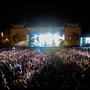 10 anni di Flowers Festival: tra gli artisti Lucio Corsi, Willie Peyote, Fabri Fibra, Afterhours