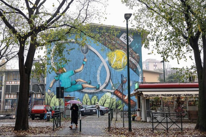Il grande tennis dentro e fuori le scuole: inaugurato un murale all’istituto Sinigaglia Il grande tennis dentro e fuori le scuole: inaugurato un murale all’istituto Sinigaglia